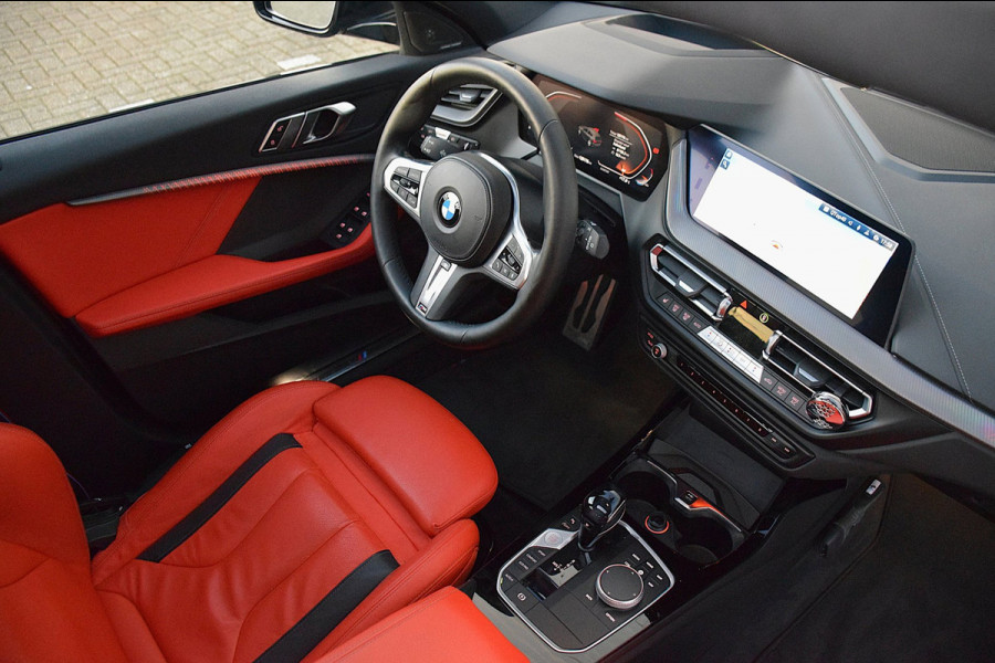 BMW 1-serie 118i High Executive Edition*1e eig*M-Pakket*Pano*Head-up*Keyless*H&K*Enz enz