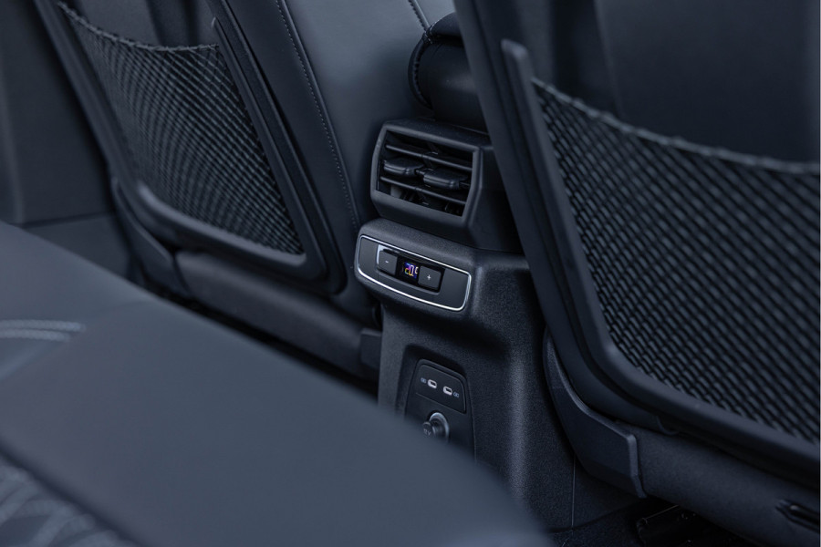 Audi Q4 e-tron 50 Quattro 300pk 77 kWh S-stoelen Pano Sonos 21'' ACC HuD