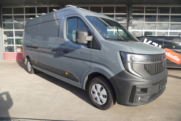 Renault Master T35 2.0 dCi 170PK L3H2 Extra Laadruimte inrichting nr. V110 | Airco | Cruise | Camera | Navi |  Oprijschans | Flitsbalk