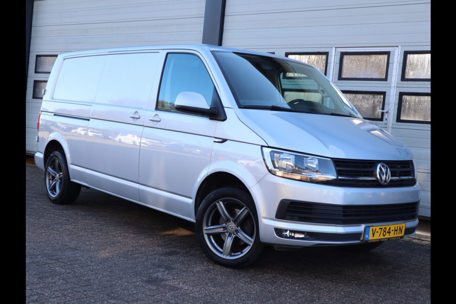 Volkswagen Transporter 2.0 TDI 150pk Euro 6 Automaat - L2 Lang - Trekhaak - Leer