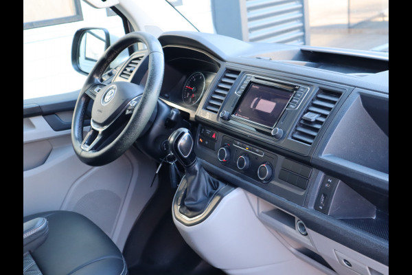 Volkswagen Transporter 2.0 TDI 150pk Euro 6 Automaat - L2 Lang - Trekhaak - Leer