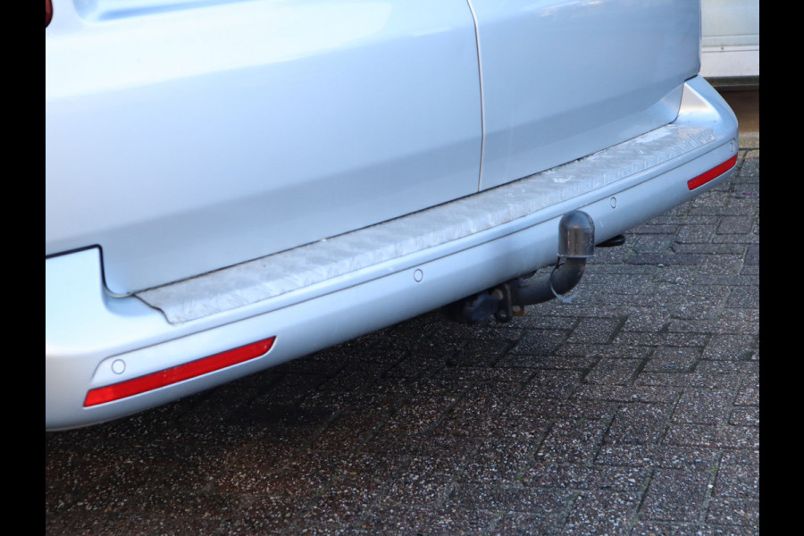 Volkswagen Transporter 2.0 TDI 150pk Euro 6 Automaat - L2 Lang - Trekhaak - Leer