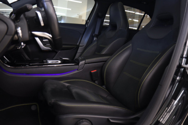 Mercedes-Benz A-Klasse 250 AMG EDITION / PANO/SFEERVER/CAM/STOELVER/VOL