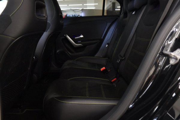Mercedes-Benz A-Klasse 250 AMG EDITION / PANO/SFEERVER/CAM/STOELVER/VOL