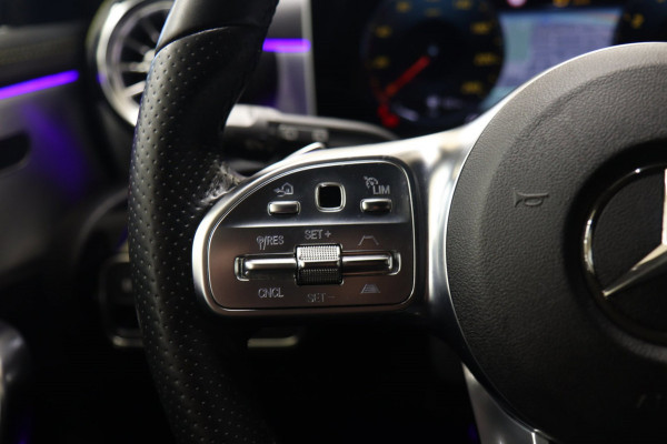 Mercedes-Benz A-Klasse 250 AMG EDITION / PANO/SFEERVER/CAM/STOELVER/VOL