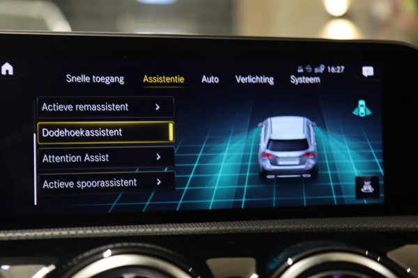 Mercedes-Benz A-Klasse 250 AMG EDITION / PANO/SFEERVER/CAM/STOELVER/VOL