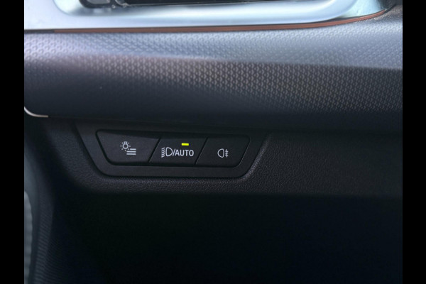 BMW 2 Serie Active Tourer Trekhaak | Head-Up | Panorama | 360° | Leder | Stoelverw.