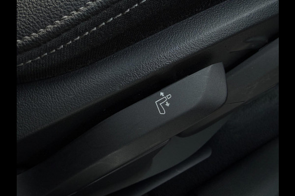 BMW 2 Serie Active Tourer Trekhaak | Head-Up | Panorama | 360° | Leder | Stoelverw.