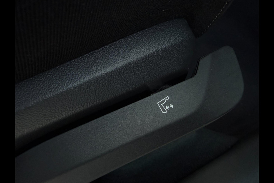 BMW 2 Serie Active Tourer Trekhaak | Head-Up | Panorama | 360° | Leder | Stoelverw.