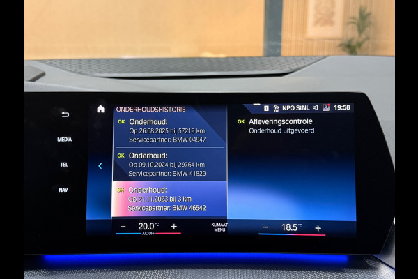 BMW 2 Serie Active Tourer Trekhaak | Head-Up | Panorama | 360° | Leder | Stoelverw.