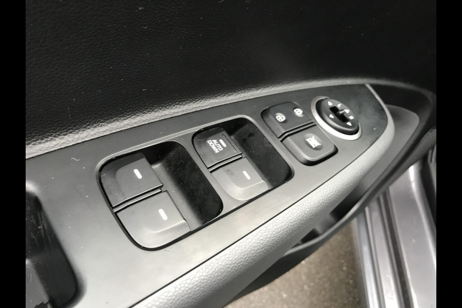 Hyundai i10 1.2i ComfortPlusLine Carplay Automaat