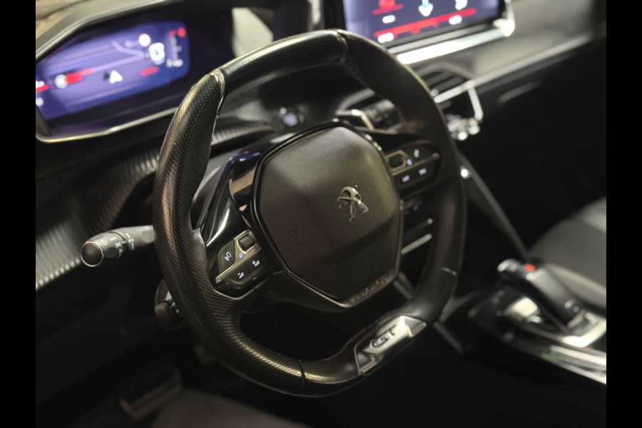 Peugeot 2008 1.2 PureTech GT-Line | Pano | Camera | Cruise | DAB | Navi