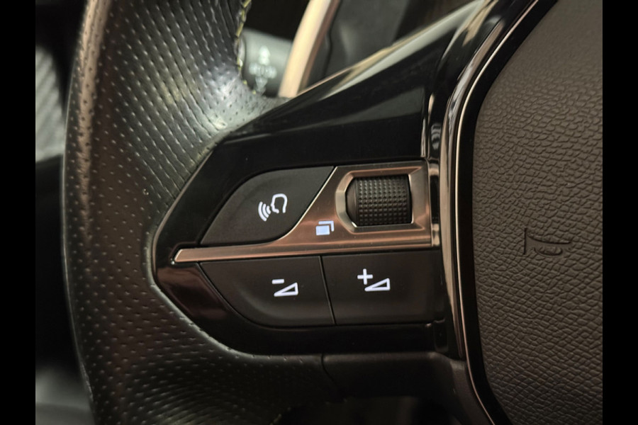 Peugeot 2008 1.2 PureTech GT-Line | Pano | Camera | Cruise | DAB | Navi