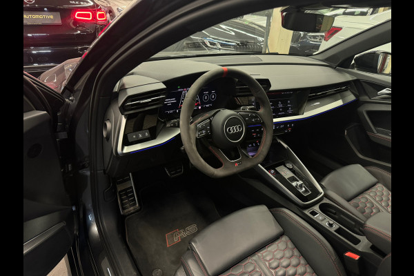 Audi RS3 Limousine 2.5 TFSI quattro Pano|HGP Turbo|B&O|Matrix
