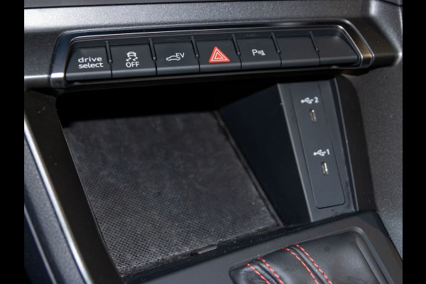 Audi Q3 Sportback 45 TFSI e ** LED, LEDER/ALC, VIRTUAL, ADAPT. CRUISE, STANDKACHEL, 18-inch LMV ** 1e EIG - UNFALLFREI ** ** INFORMEER OOK NAAR ONZE AANTREKKELIJKE FINANCIAL-LEASE TARIEVEN **