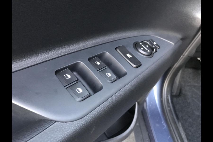 Kia Stonic 1.2 DynamicLine 7 JAAR GARANTIE