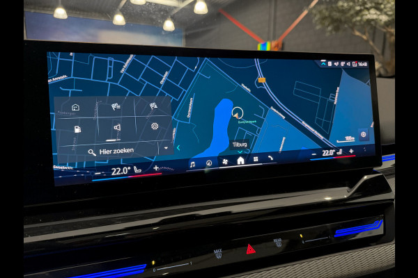 BMW 5 Serie 520i  M-Sport Pro|ShadowLine|Panorama|H/K|208PK