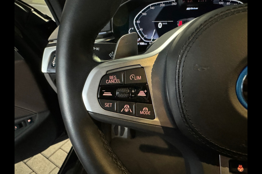 BMW 5 Serie 545e xDrive High Executive M Sport Pano|Memory