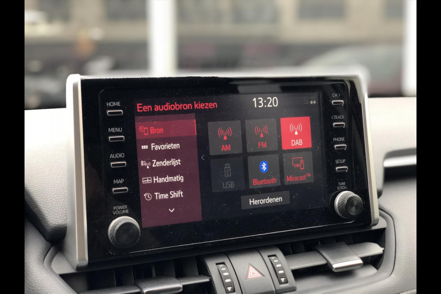 Toyota RAV4 2.5 Hybrid 222pk AWD Style | Trekhaak, Leer, Stoel + Stuurverwarming, Elektrische achterklep, CarPlay, 18 inch