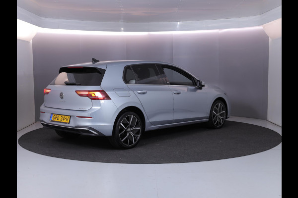 Volkswagen Golf 1.5 eHybrid 50 Edition 204pk| Camera| 18'LM-velgen| Voorstoelen met massage en verwarmd