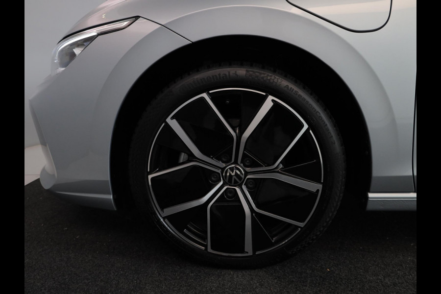 Volkswagen Golf 1.5 eHybrid 50 Edition 204pk| Camera| 18'LM-velgen| Voorstoelen met massage en verwarmd