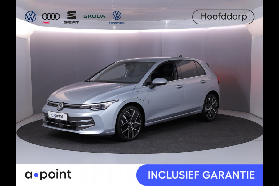 Volkswagen Golf 1.5 eHybrid 50 Edition 204pk| Camera| 18'LM-velgen| Voorstoelen met massage en verwarmd