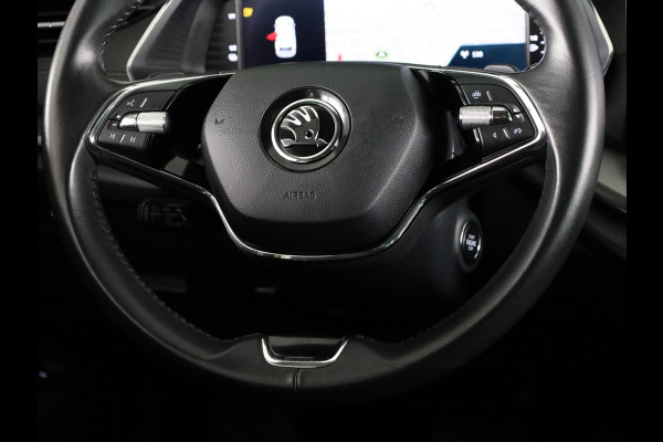 Škoda Octavia Combi 1.4 TSI iV PHEV Business Edition 204 pk Automaat (DSG) | Verlengde garantie | Navigatie | Parkeersensoren | Adaptieve cruise control | Stoelverwarming |