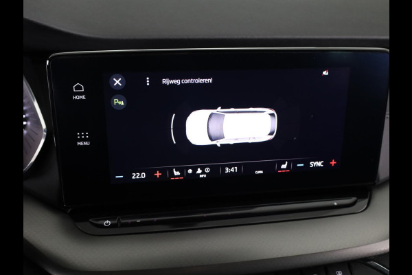 Škoda Octavia Combi 1.4 TSI iV PHEV Business Edition 204 pk Automaat (DSG) | Verlengde garantie | Navigatie | Parkeersensoren | Adaptieve cruise control | Stoelverwarming |