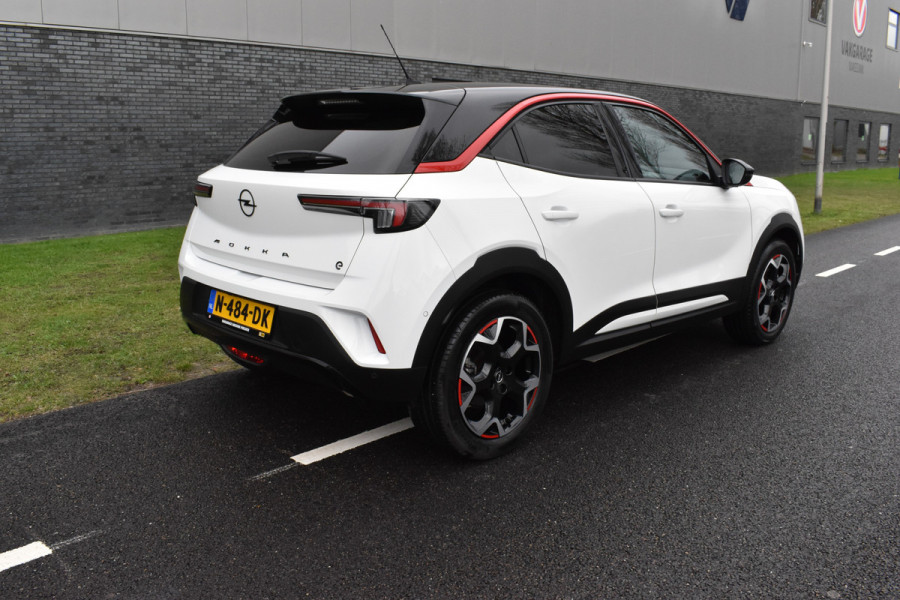 Opel Mokka-e GS Line 50-kWh 11kw bl. Leer 1e eigenaar Nederlandse auto 2-Tone Keyless