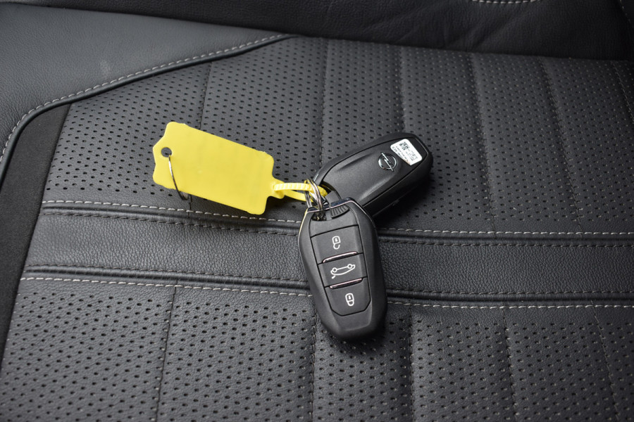 Opel Mokka-e GS Line 50-kWh 11kw bl. Leer 1e eigenaar Nederlandse auto 2-Tone Keyless