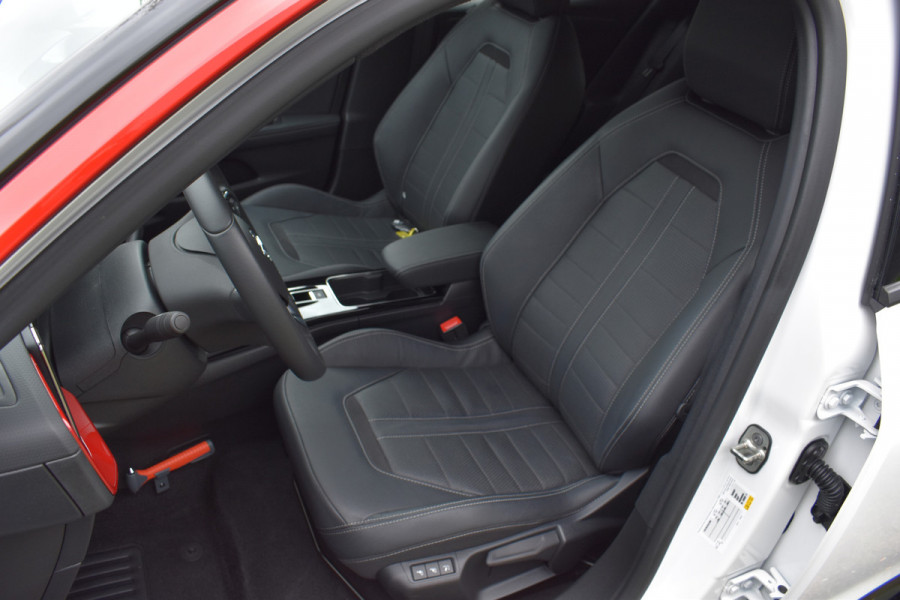 Opel Mokka-e GS Line 50-kWh 11kw bl. Leer 1e eigenaar Nederlandse auto 2-Tone Keyless