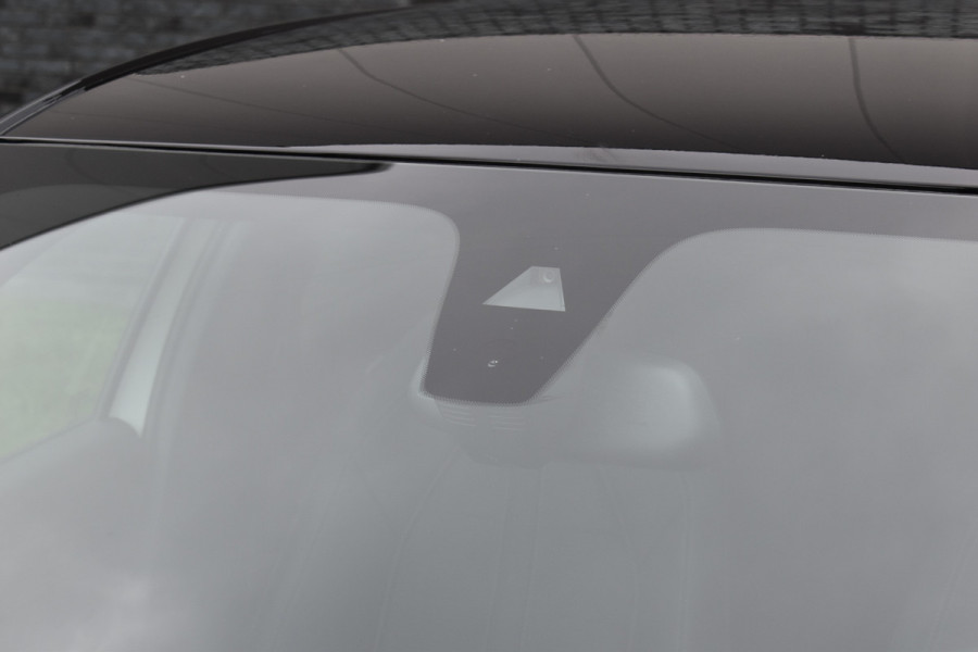 Opel Mokka-e GS Line 50-kWh 11kw bl. Leer 1e eigenaar Nederlandse auto 2-Tone Keyless