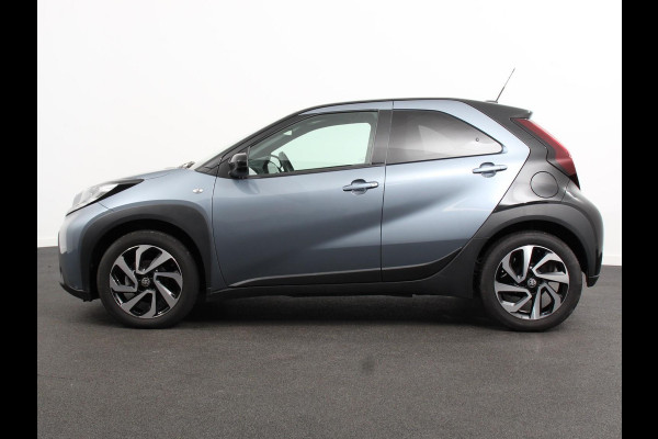 Toyota Aygo X 1.0 VVT-i S-CVT Automaat Trend | Navigatie | Apple Carplay/Android Auto | Climate Control | Cruise Control Adaptive | 17"Lichtmetalen velgen | Camera