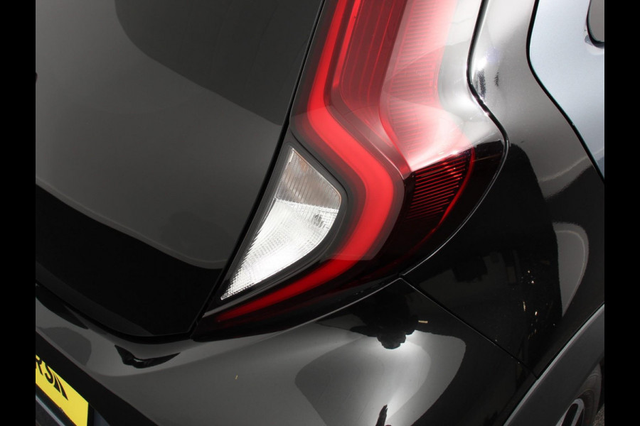 Toyota Aygo X 1.0 VVT-i S-CVT Automaat Trend | Navigatie | Apple Carplay/Android Auto | Climate Control | Cruise Control Adaptive | 17"Lichtmetalen velgen | Camera
