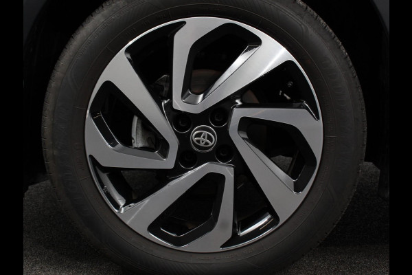 Toyota Aygo X 1.0 VVT-i S-CVT Automaat Trend | Navigatie | Apple Carplay/Android Auto | Climate Control | Cruise Control Adaptive | 17"Lichtmetalen velgen | Camera