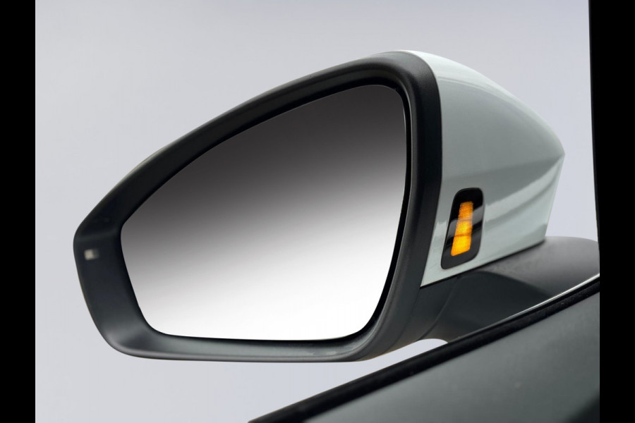 Škoda ENYAQ iV 80, achteruitrijcamera, 1/2 lederen sportinterieur, adaptief cruise, stoelverwarming, 1 e eigenaar, NL auto met nap