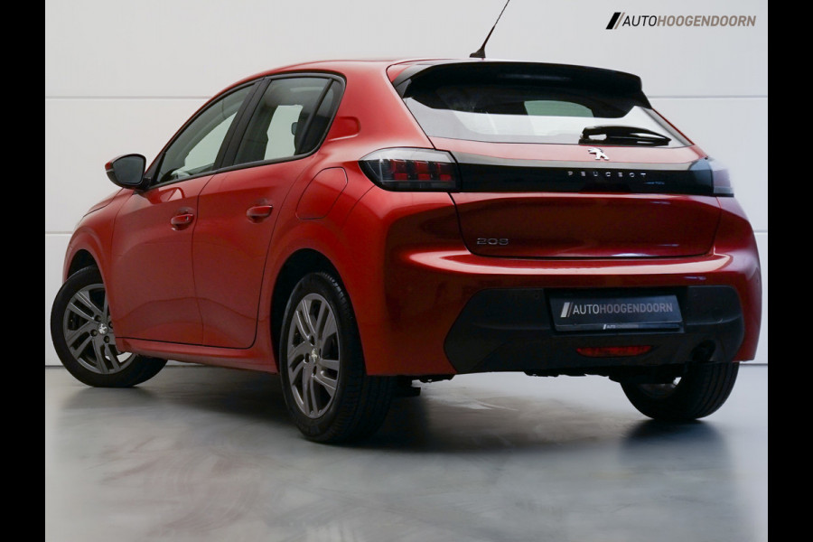 Peugeot 208 1.2 PureTech Active Pack Sport 100pk (APPLE CARPLAY,PARKEERSENSOREN,LM-VELGEN,LED,SPORTSTOELEN,CLIMATE,NIEUWE APK)