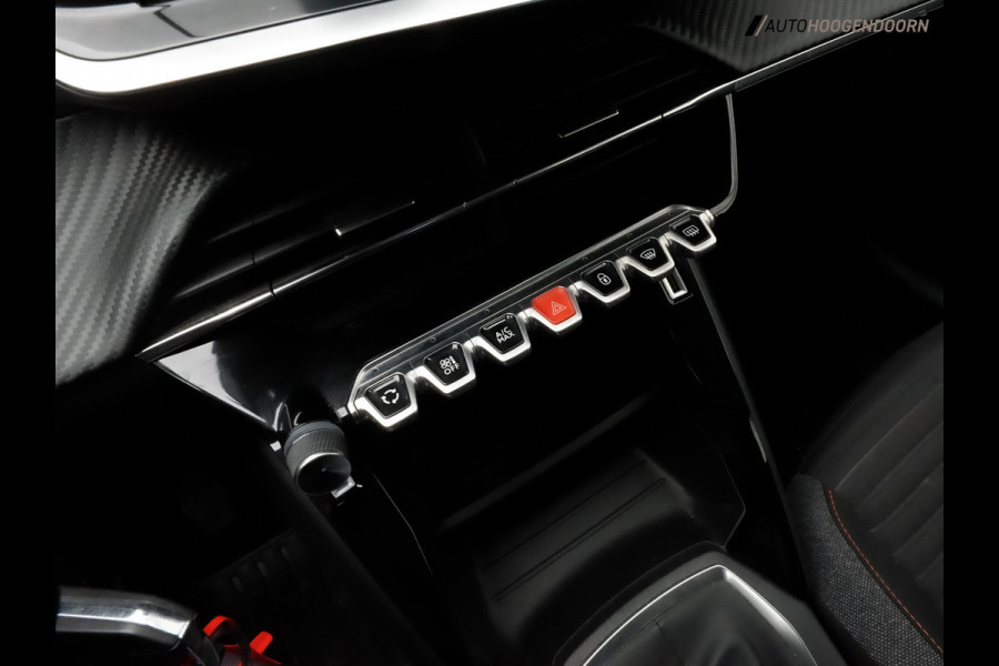 Peugeot 208 1.2 PureTech Active Pack Sport 100pk (APPLE CARPLAY,PARKEERSENSOREN,LM-VELGEN,LED,SPORTSTOELEN,CLIMATE,NIEUWE APK)