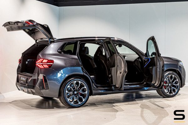 BMW X3 30e xDrive|M-sport|Fiscaal aantrekkelijk|Pano|FullOpt