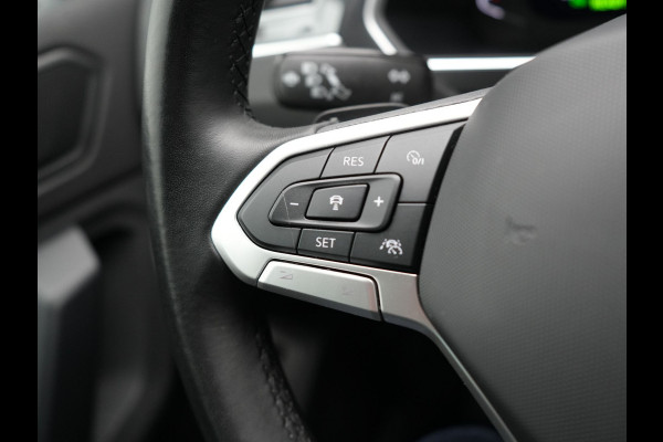 Volkswagen Tiguan 1.4 TSI Elegance Plug In Hybrid 245pk Dealer O.H PHEV | Trekhaak af Fabriek | Adaptive Cruise | Alcantara Sportstoelen Massage &  Verwarmd | Virtual | Keyless | Apple Carplay | BLIS |