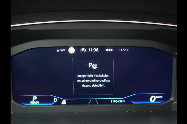 Volkswagen Tiguan 1.4 TSI Elegance Plug In Hybrid 245pk Dealer O.H PHEV | Trekhaak af Fabriek | Adaptive Cruise | Alcantara Sportstoelen Massage &  Verwarmd | Virtual | Keyless | Apple Carplay | BLIS |