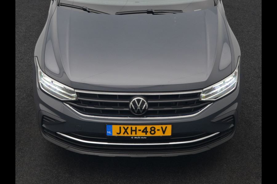 Volkswagen Tiguan 1.4 TSI Elegance Plug In Hybrid 245pk Dealer O.H PHEV | Trekhaak af Fabriek | Adaptive Cruise | Alcantara Sportstoelen Massage &  Verwarmd | Virtual | Keyless | Apple Carplay | BLIS |