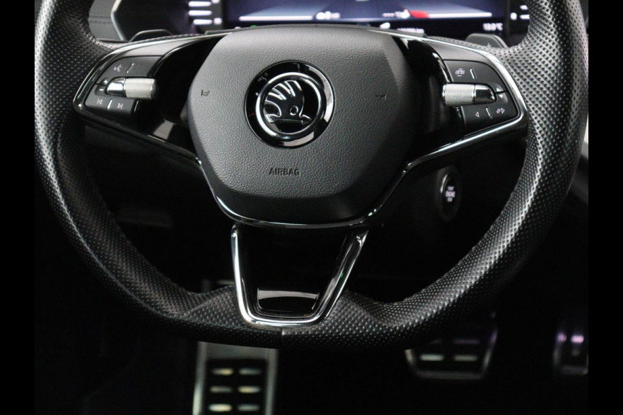 Škoda Octavia 1.0 e-TSI Sport | Trekhaak | Camera | Side Assist | Carplay | Sfeerverlichting | Navigatie | Sportstoelen | Full LED | 17'' | Digital Cockpit | Climate control | Bluetooth | Cruise control