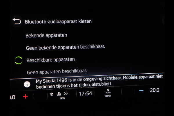 Škoda Octavia 1.0 e-TSI Sport | Trekhaak | Camera | Side Assist | Carplay | Sfeerverlichting | Navigatie | Sportstoelen | Full LED | 17'' | Digital Cockpit | Climate control | Bluetooth | Cruise control