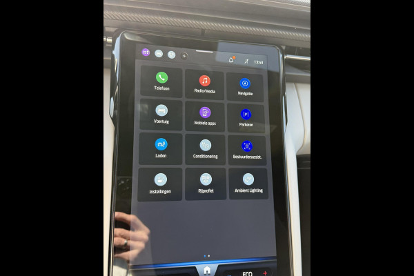 Ford Capri Premium Extended Range RWD 77 kWh | 285pk Ford Voorraad | Elektrische Wegklapbare Trekhaak | Driver Assistance Pack | Frozen White