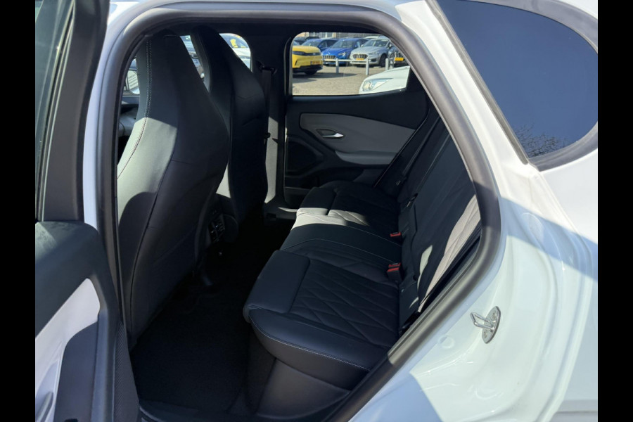 Ford Capri Premium Extended Range RWD 77 kWh | 285pk Ford Voorraad | Elektrische Wegklapbare Trekhaak | Driver Assistance Pack | Frozen White