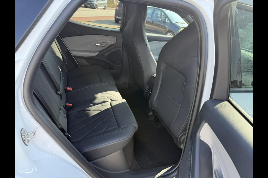 Ford Capri Premium Extended Range RWD 77 kWh | 285pk Ford Voorraad | Elektrische Wegklapbare Trekhaak | Driver Assistance Pack | Frozen White