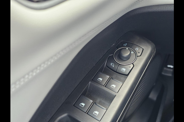 Ford Puma Gen-E 44 kWh 169pk | Winterpack | Comfortpack | Rijklaar |