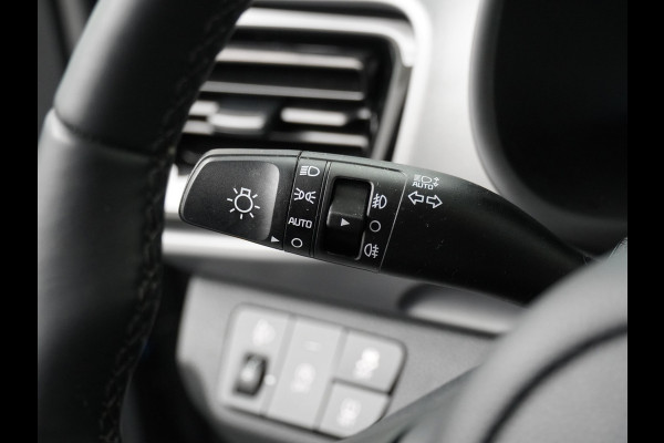 Kia Stonic 1.0 T-GDi MHEV DynamicPlusLine - Apple/Android Carplay - Navigatie - Cruise Control - Stoel/Stuurverwarming - Lichtmetalen Velgen - Fabrieksgarantie Tot 2032