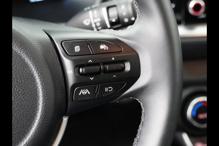 Kia Stonic 1.0 T-GDi MHEV DynamicPlusLine - Apple/Android Carplay - Navigatie - Cruise Control - Stoel/Stuurverwarming - Lichtmetalen Velgen - Fabrieksgarantie Tot 2032